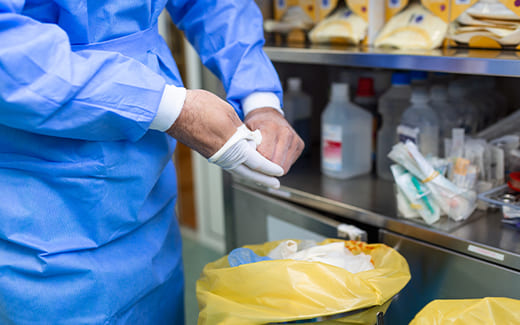 How to use bin lifters for healthcare waste management